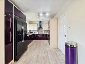 Photo 14- click for photo gallery